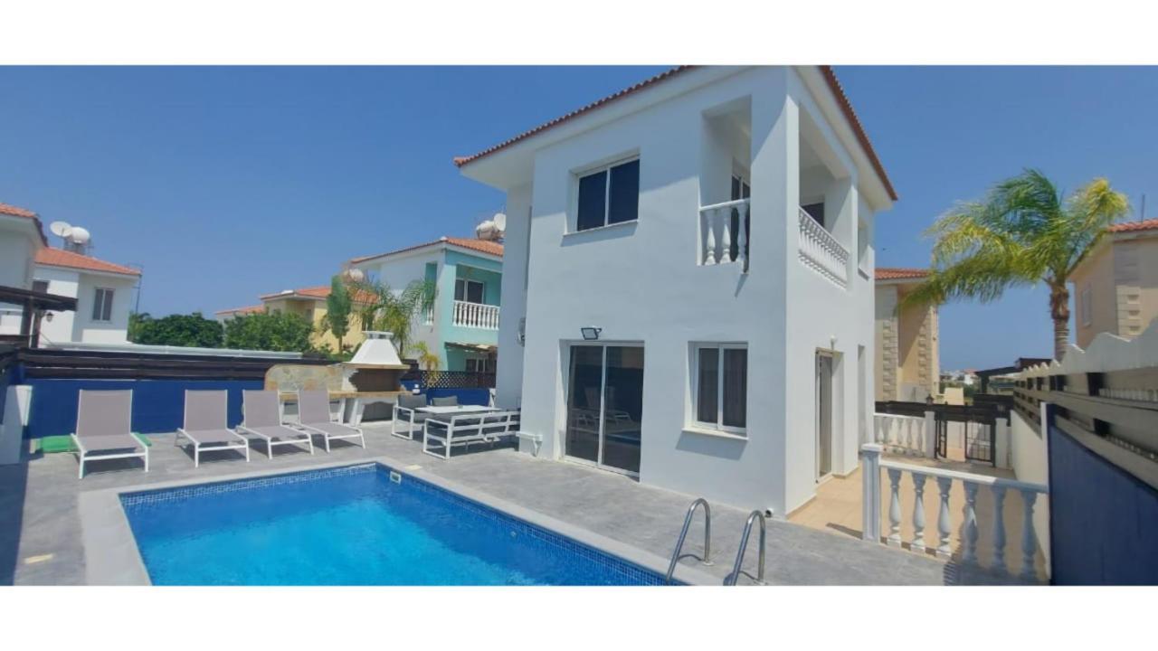 Stylish Villa Παραλίμνι Εξωτερικό φωτογραφία