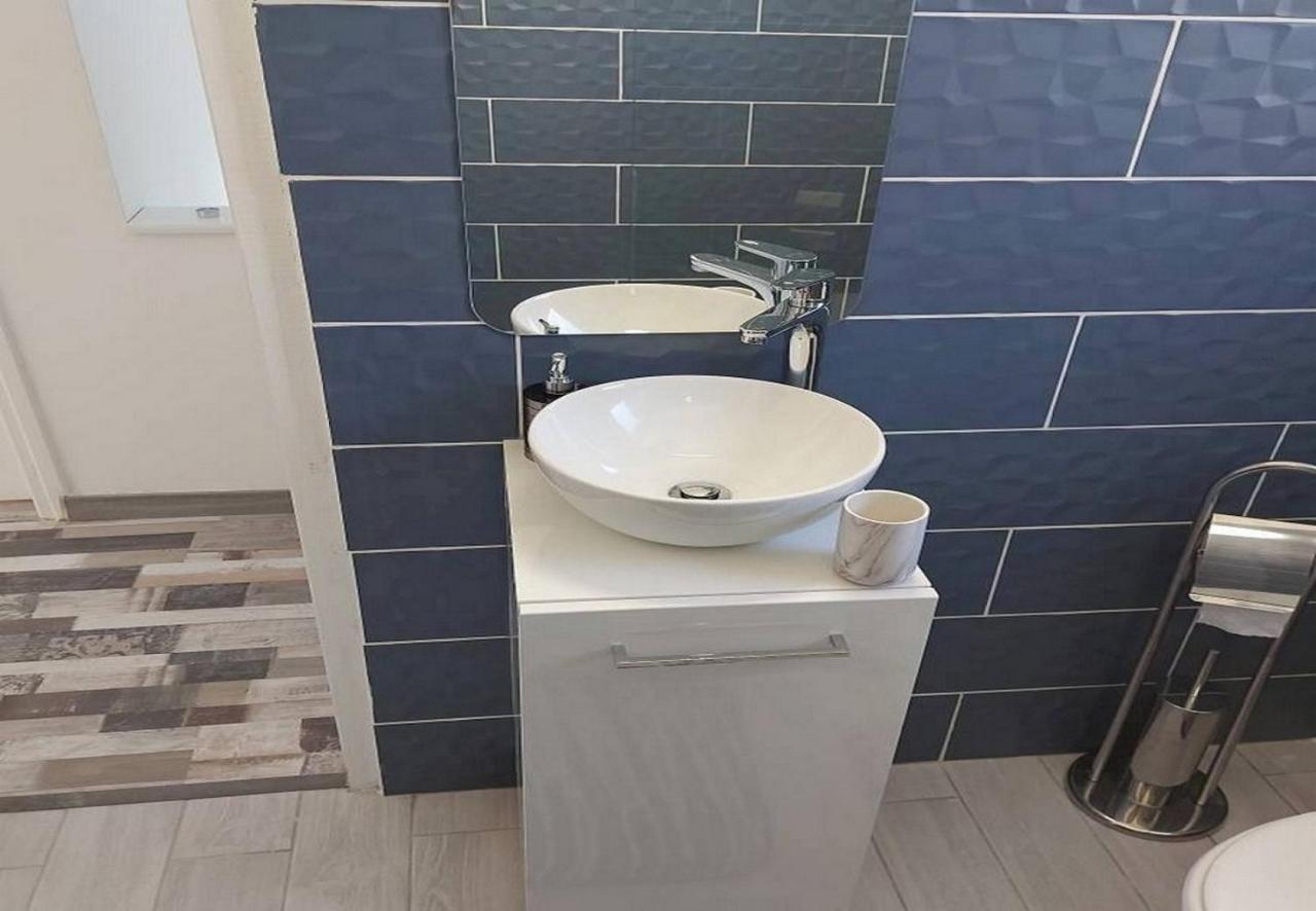 Stylish Villa Παραλίμνι Εξωτερικό φωτογραφία