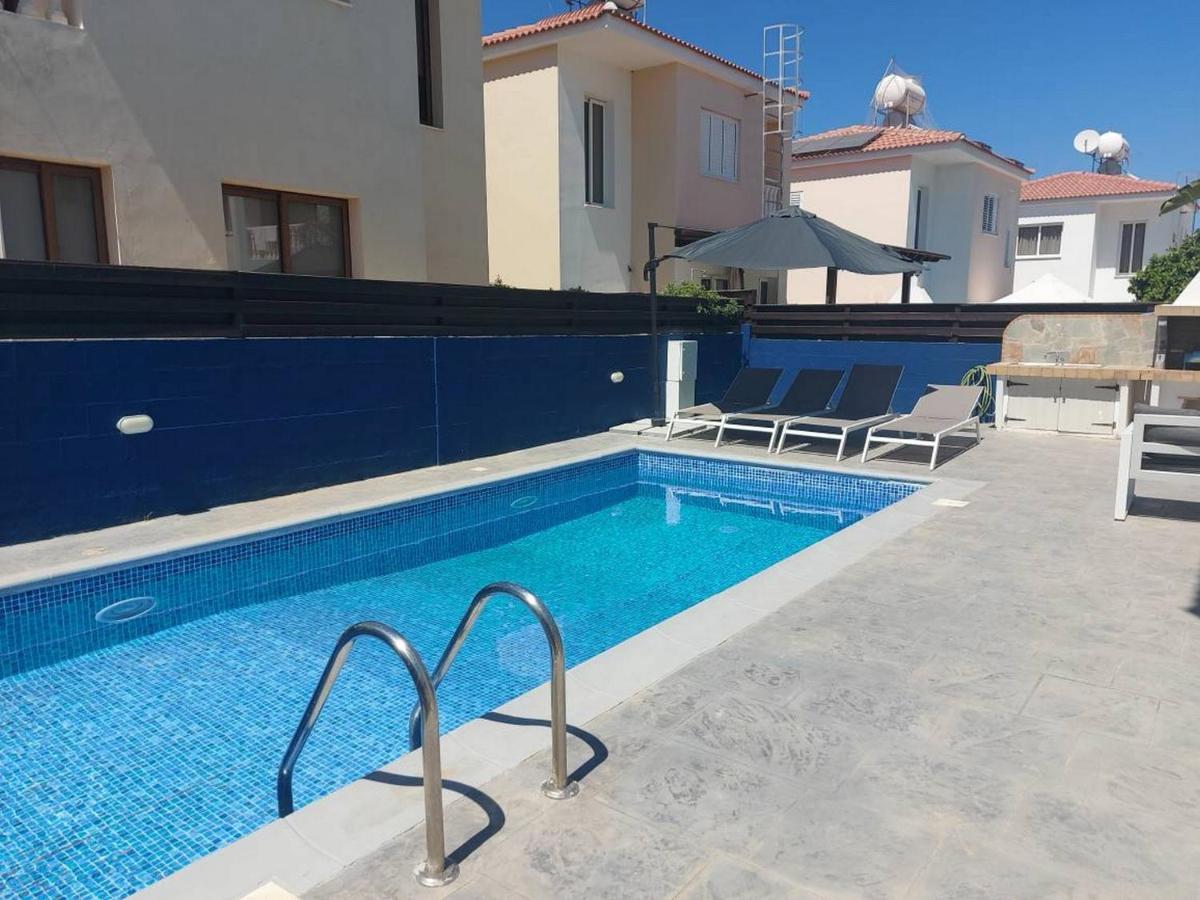Stylish Villa Παραλίμνι Εξωτερικό φωτογραφία